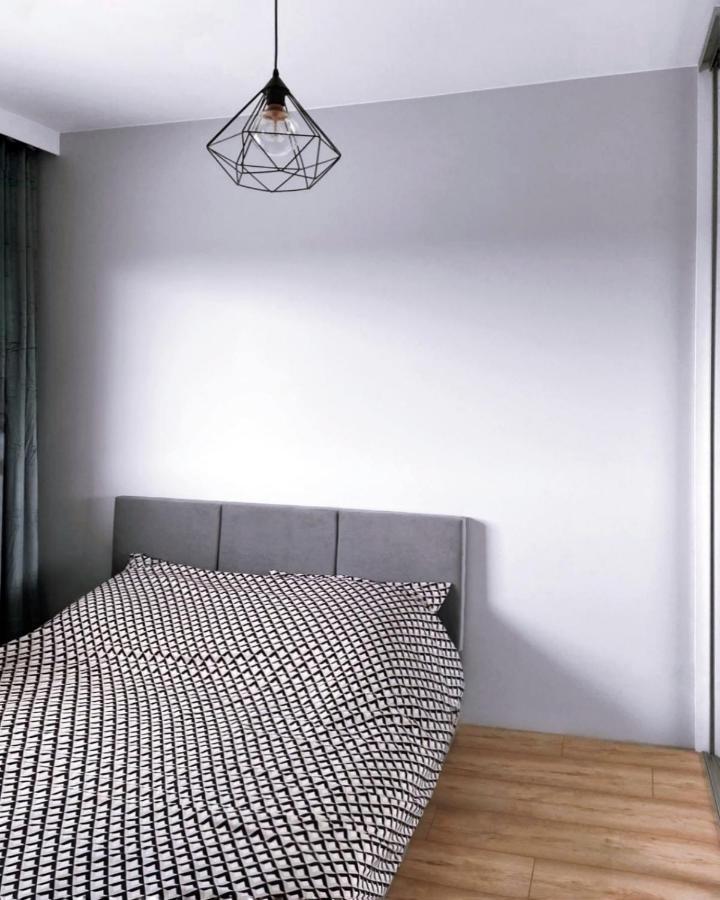 Elegant 1-Bedroom Flat With Balcony Near Wroclaw Bagian luar foto